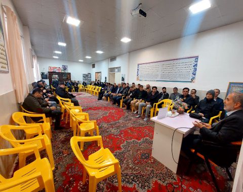 برگزاری مراسم گلریزان برای پوشاک عید دانش آموزان مناطق محروم شهر